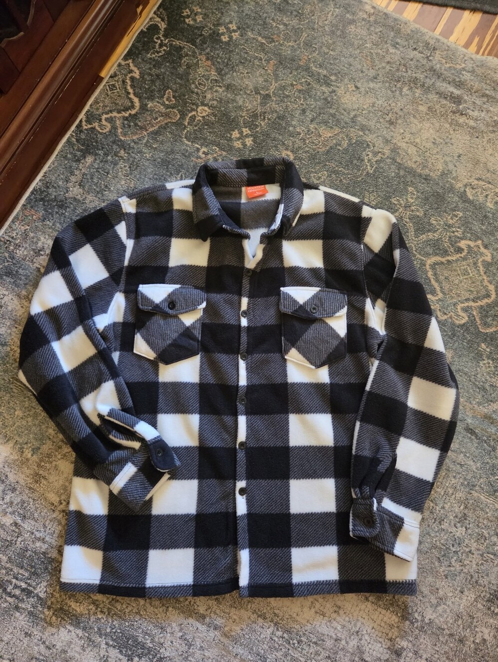 NWT Mountain Expeditions Fleece Shacket Jacket Large Plaid Black White 25.5x32